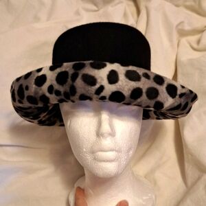 Wool blossom hat animal print brim vintage Charter club hat